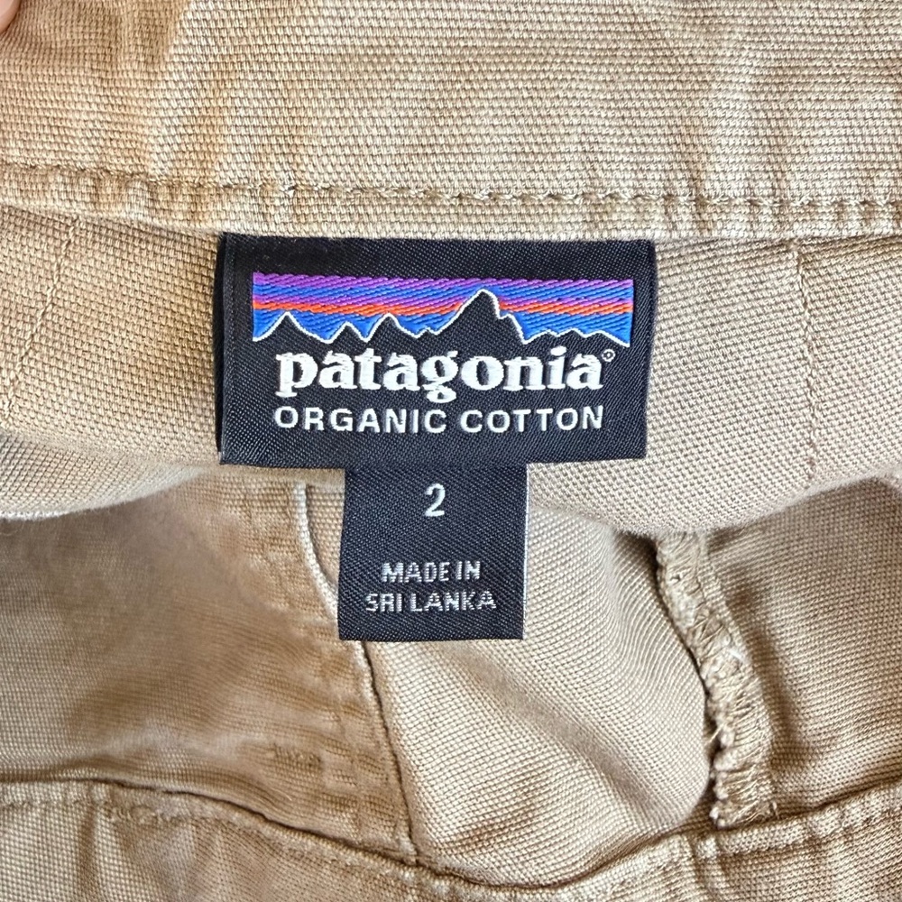 Patagonia Women’s Stand Up shorts 3” - Tan - Picture 9 of 15